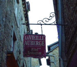 Hotel la veille auberge, mont saint michel