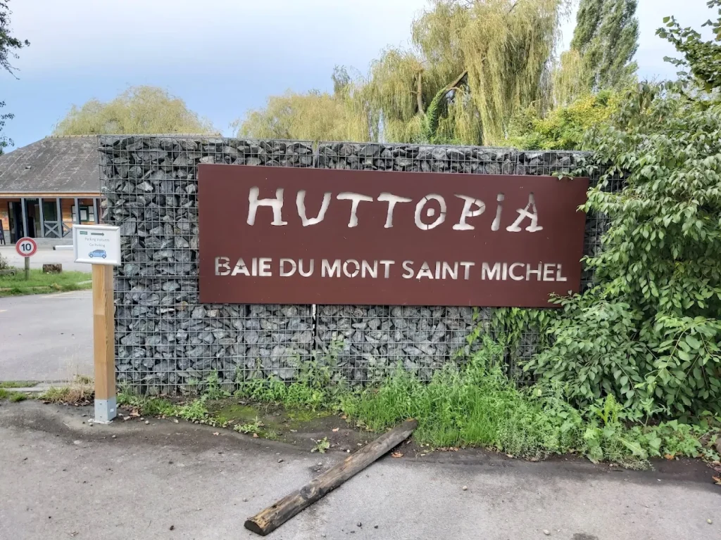 Huttopia Baie du Mont Saint michel, piscine camping